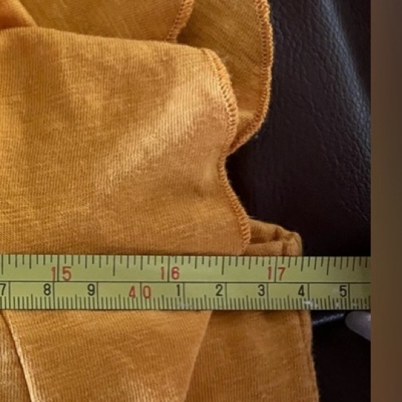 NWT Jessica Simpson YARA RUFFLED SLEEVES BLOUSE BUTTERCUP/GOLD SIZE:SMALL - Picture 7 of 10